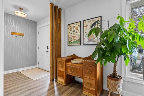 9963 Wilde Road Se, Calgary, AB - Indoor Photo Showing Other Room