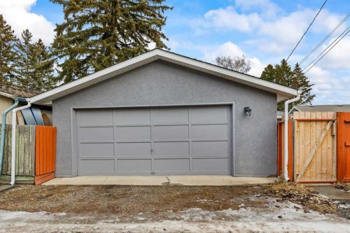 9963 Wilde Road Se, Calgary, AB - Outdoor