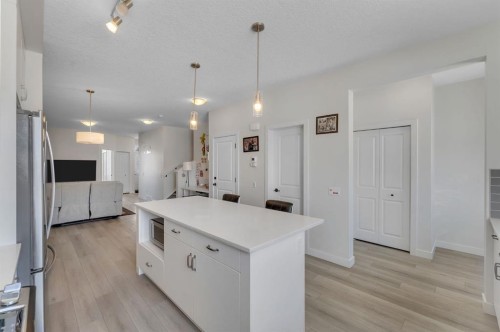 260 Cornerbrook Drive Ne, Calgary, AB - Indoor Photo Showing Kitchen