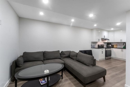 260 Cornerbrook Drive Ne, Calgary, AB - Indoor
