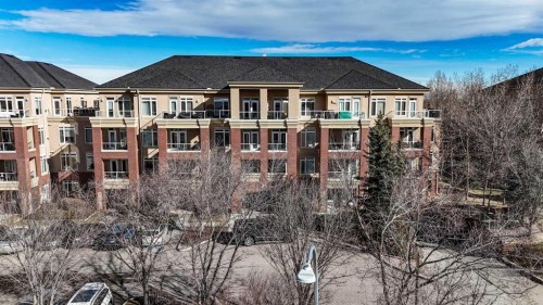 208-10 Hemlock Crescent Sw, Calgary, AB - Outdoor