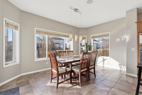 283 Springmere Link, Chestermere, AB - Indoor Photo Showing Dining Room