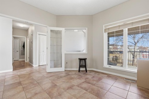 283 Springmere Link, Chestermere, AB - Indoor Photo Showing Other Room