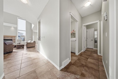 283 Springmere Link, Chestermere, AB - Indoor Photo Showing Other Room