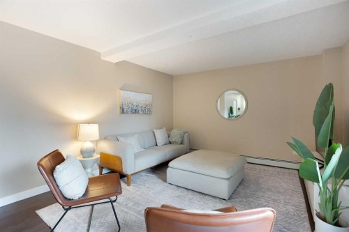 2B-515 17 Avenue Sw, Calgary, AB - Indoor Photo Showing Living Room