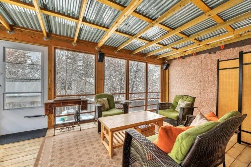 510 Whitehill Place Ne, Calgary, AB - Indoor