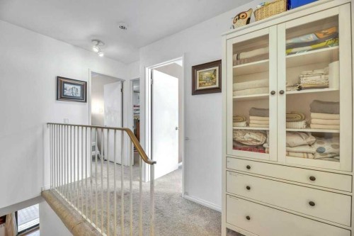 510 Whitehill Place Ne, Calgary, AB - Indoor Photo Showing Other Room