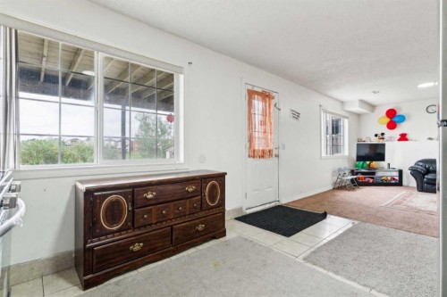 292 Taracove Estate Drive Ne, Calgary, AB - Indoor