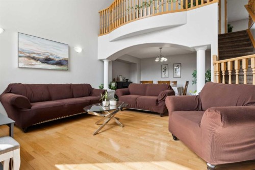 292 Taracove Estate Drive Ne, Calgary, AB - Indoor Photo Showing Living Room