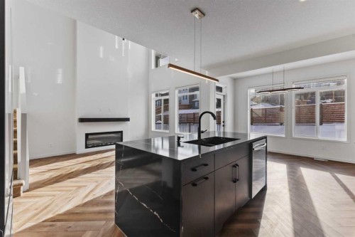 229 Calhoun Crescent Ne, Calgary, AB - Indoor Photo Showing Other Room