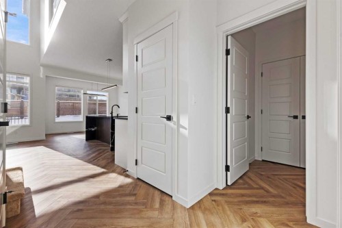 229 Calhoun Crescent Ne, Calgary, AB - Indoor Photo Showing Other Room