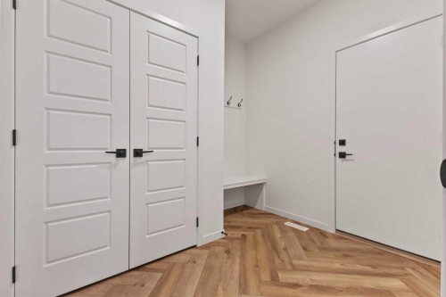 229 Calhoun Crescent Ne, Calgary, AB - Indoor Photo Showing Other Room