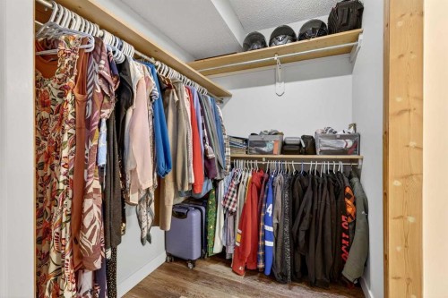 42F Green Meadow Crescent, Strathmore, AB - Indoor With Storage