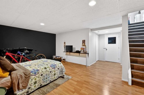 42F Green Meadow Crescent, Strathmore, AB - Indoor Photo Showing Bedroom