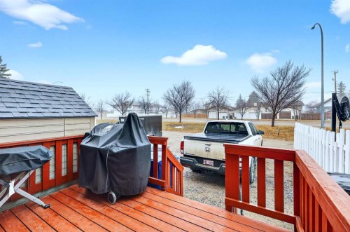 42F Green Meadow Crescent, Strathmore, AB - Outdoor With Deck Patio Veranda