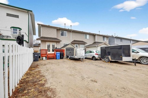 42F Green Meadow Crescent, Strathmore, AB - Outdoor With Exterior