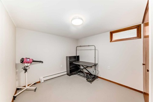 207 6A Avenue, Three Hills, AB - Indoor