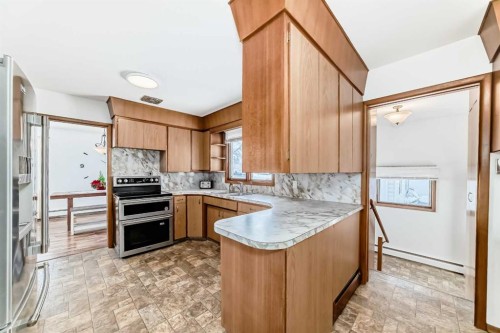 207 6A Avenue, Three Hills, AB - Indoor Photo Showing Kitchen
