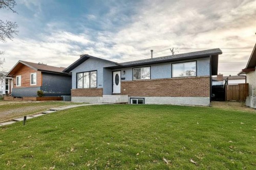 6944 Temple Drive Ne, Calgary, AB - Outdoor