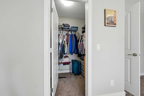 75 Howse Crescent Ne, Calgary, AB - Indoor