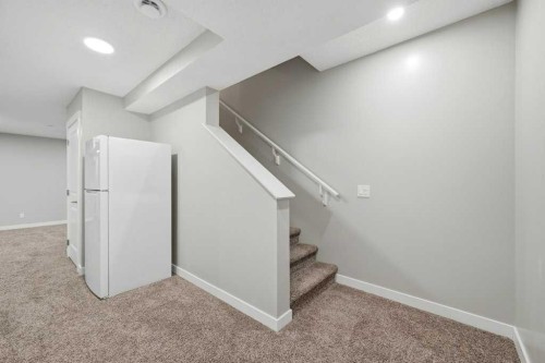75 Howse Crescent Ne, Calgary, AB - Indoor Photo Showing Other Room