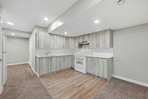 75 Howse Crescent Ne, Calgary, AB - Indoor Photo Showing Kitchen