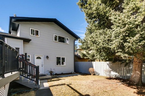 443 Brookmere Crescent Sw, Calgary, AB - Outdoor With Exterior