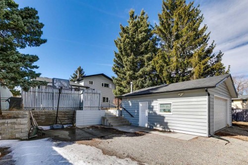 443 Brookmere Crescent Sw, Calgary, AB - Outdoor