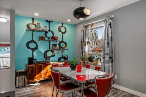 224 Cedarbrae Crescent Sw, Calgary, AB - Indoor Photo Showing Dining Room