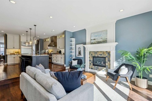 2035 29 Avenue Sw, Calgary, AB - Indoor Photo Showing Living Room With Fireplace