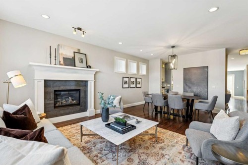 2035 29 Avenue Sw, Calgary, AB - Indoor Photo Showing Living Room With Fireplace