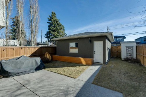 2035 29 Avenue Sw, Calgary, AB - Outdoor