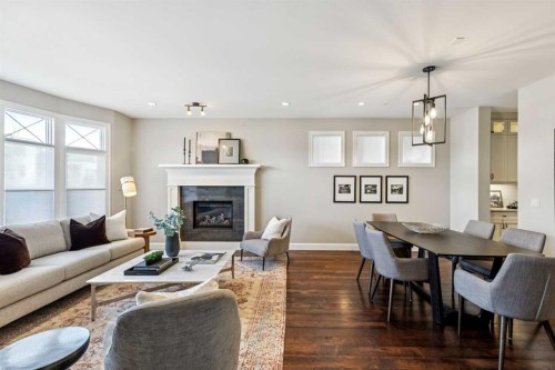 2035 29 Avenue Sw, Calgary, AB - Indoor Photo Showing Living Room With Fireplace