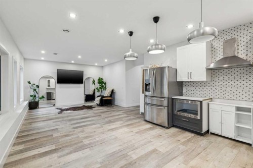 290 Mahogany Place Se, Calgary, AB - Indoor Photo Showing Kitchen With Upgraded Kitchen