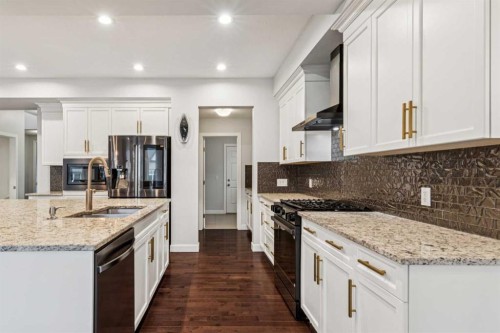 290 Mahogany Place Se, Calgary, AB - Indoor Photo Showing Kitchen With Upgraded Kitchen