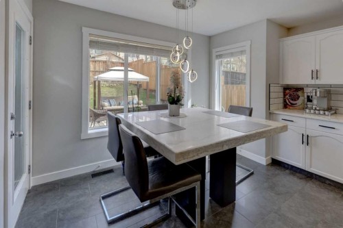 42 Evansbrooke Way Nw, Calgary, AB - Indoor Photo Showing Other Room