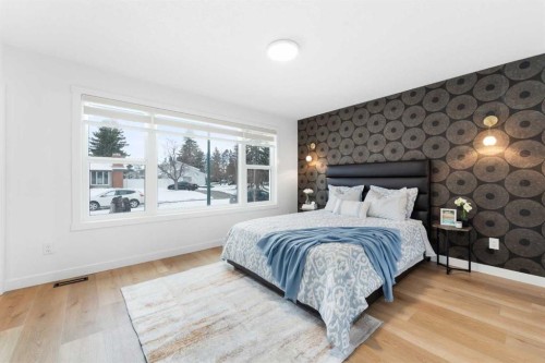 10327 Wapiti Drive Se, Calgary, AB - Indoor Photo Showing Bedroom