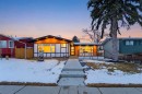 10327 Wapiti Drive Se, Calgary, AB  - Outdoor 