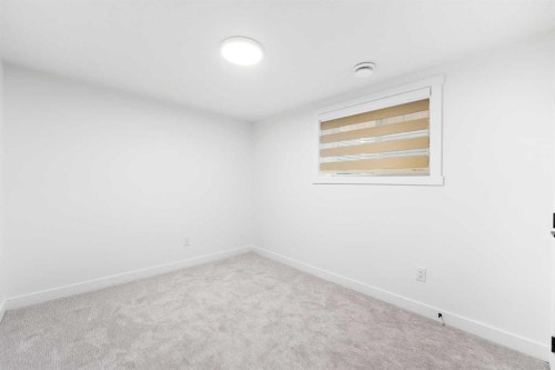 10327 Wapiti Drive Se, Calgary, AB - Indoor Photo Showing Other Room
