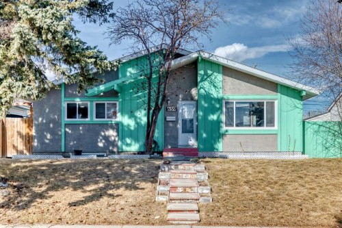 659 Maryvale Way Ne, Calgary, AB - Outdoor