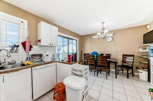 659 Maryvale Way Ne, Calgary, AB - Indoor Photo Showing Kitchen