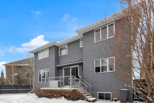 68 Westland Crescent Sw, Calgary, AB - Outdoor