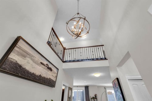 68 Westland Crescent Sw, Calgary, AB - Indoor Photo Showing Other Room