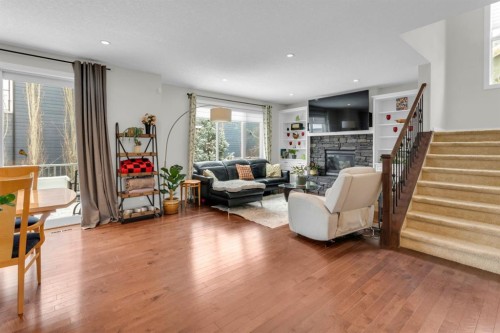 68 Westland Crescent Sw, Calgary, AB - Indoor Photo Showing Living Room With Fireplace