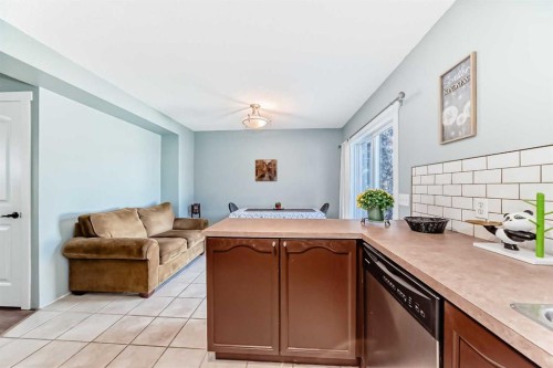 57 Martinvalley Way Ne, Calgary, AB - Indoor Photo Showing Kitchen