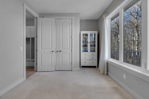 9318 14 Avenue Sw, Calgary, AB - Indoor Photo Showing Other Room