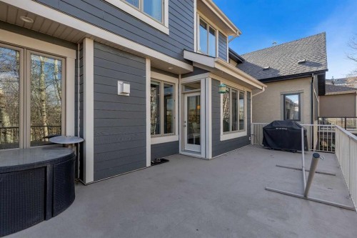 9318 14 Avenue Sw, Calgary, AB - Outdoor With Exterior