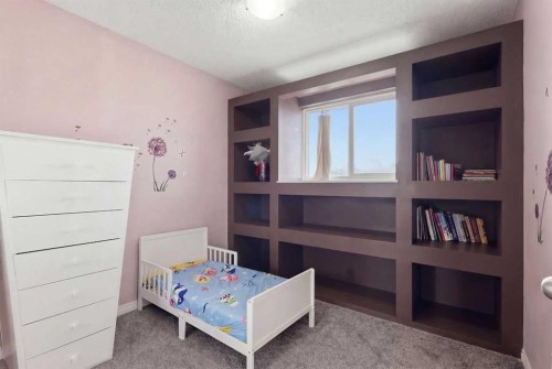 37-6020 Temple Drive Ne, Calgary, AB - Indoor Photo Showing Bedroom