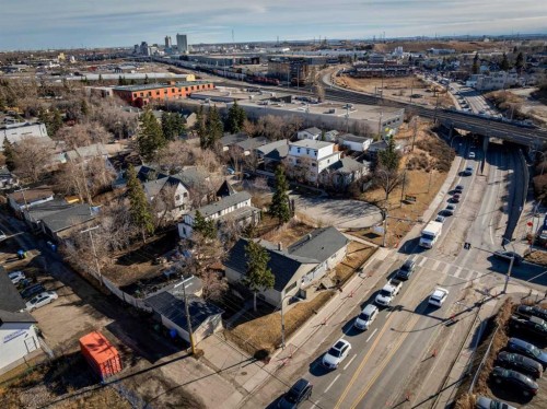 1302 11 Avenue Se, Calgary, AB - Outdoor With View