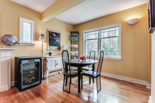 409 12 Avenue Nw, Calgary, AB - Indoor Photo Showing Dining Room